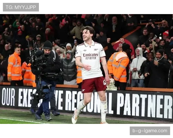 赖斯中场效率大比拼：表现抢眼的控场核心成焦点