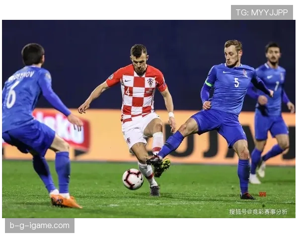 巴斯托尼vs范戴克：出球能力与防守风格对比分析