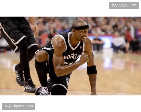 贾森·特里利用无球跑位提升三分命中率明显优于同期后卫